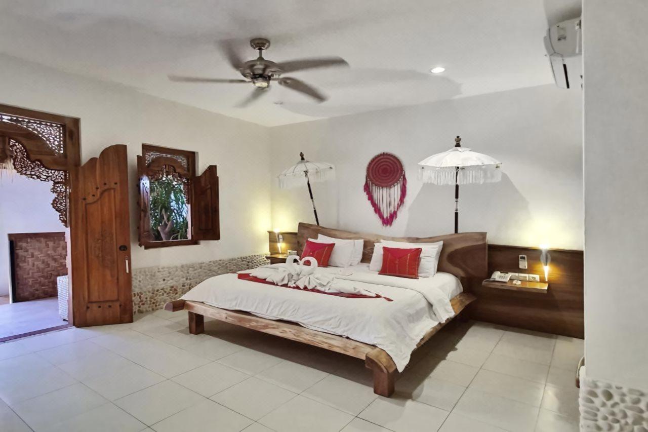 Samba Villas Beachfront View Gili Trawangan Exterior photo