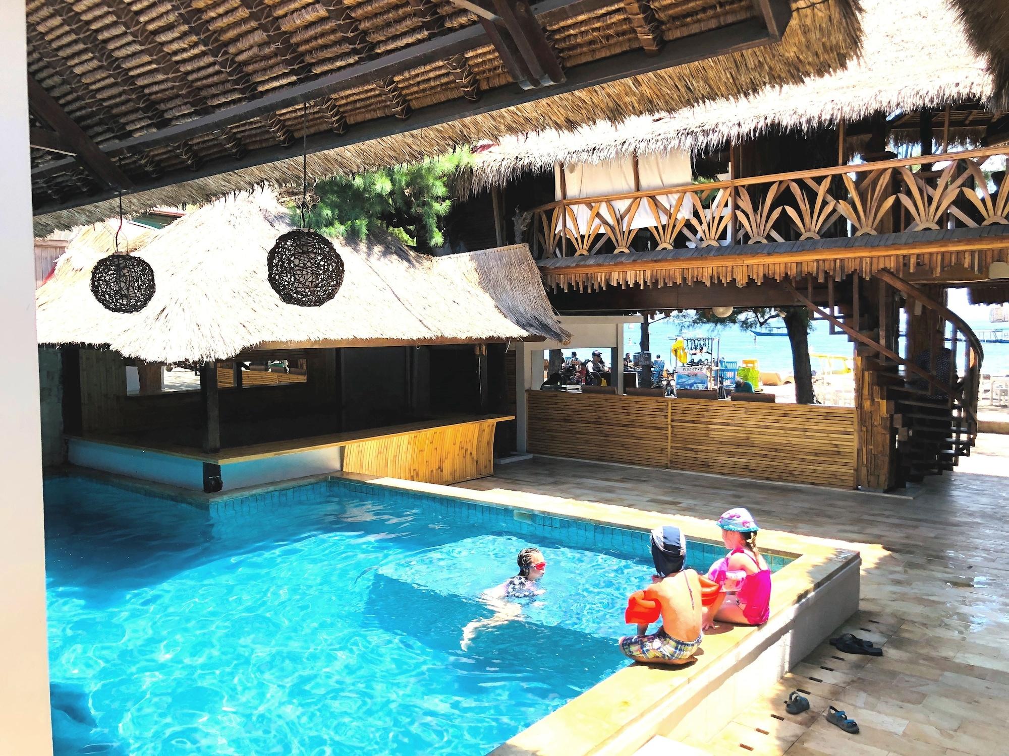 Samba Villas Beachfront View Gili Trawangan Exterior photo