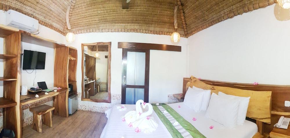 Samba Villas Beachfront View Gili Trawangan Exterior photo